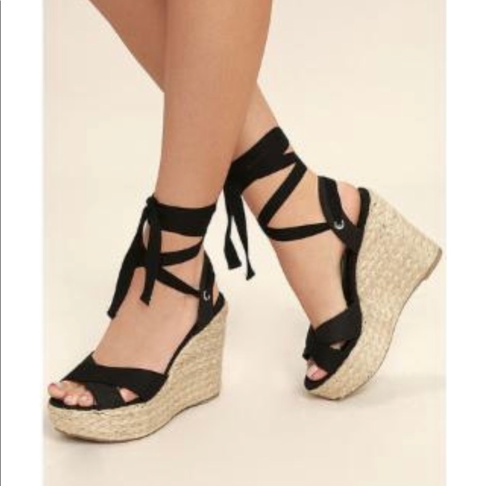 Black espadrilles wedges!